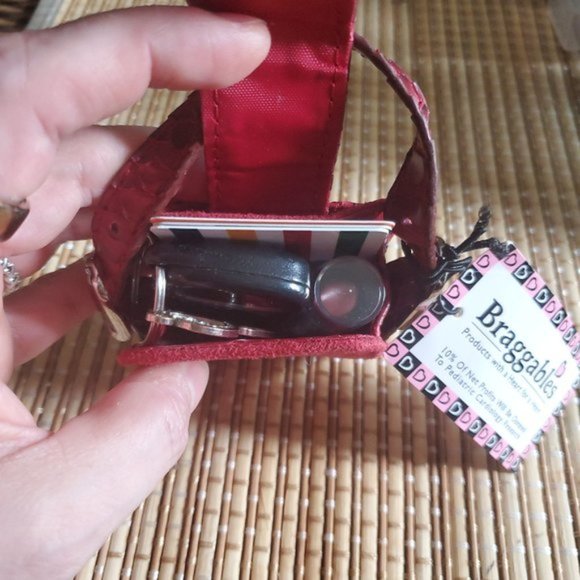 💖 4/$25 NWT Mini Crossbody 2 in 1 Case - Picture 6 of 7